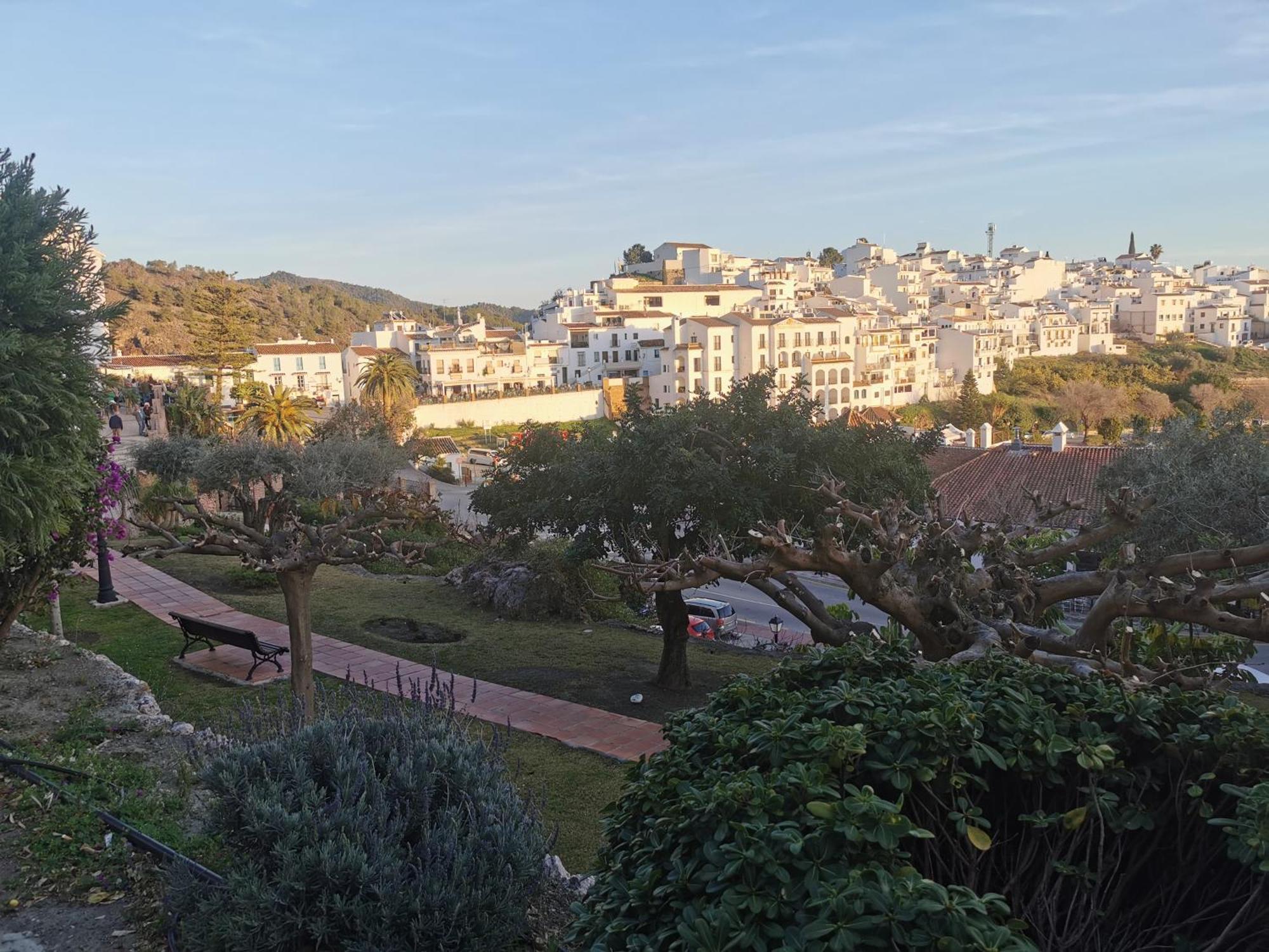 פריחיליאנה Apartamento Maria Platero Centrico Y Con Las Mejores Vistas Del Casco Antiguo La Montana Y El Mar Mediterraneo מראה חיצוני תמונה